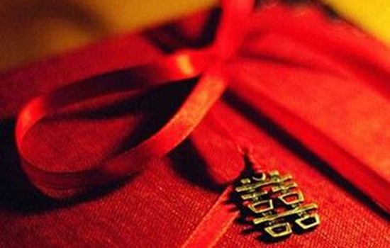 彩礼钱女方要给男方吗 结婚要彩礼到底过不过分