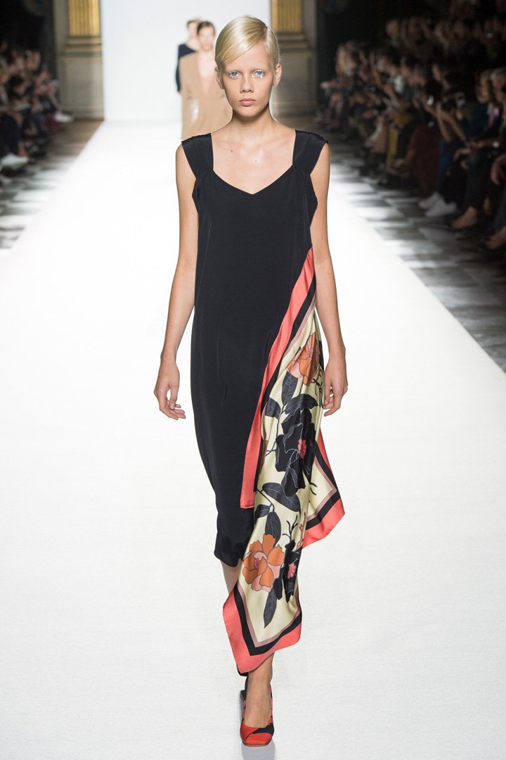 Dries Van Noten 2024巴黎时装周时装秀