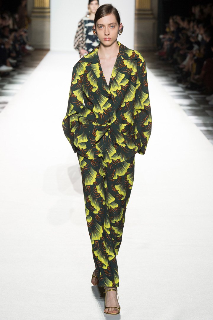 Dries Van Noten 2024巴黎时装周时装秀