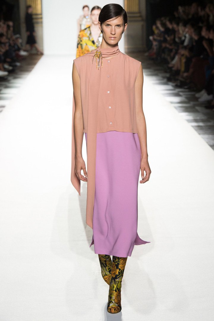 Dries Van Noten 2024巴黎时装周时装秀