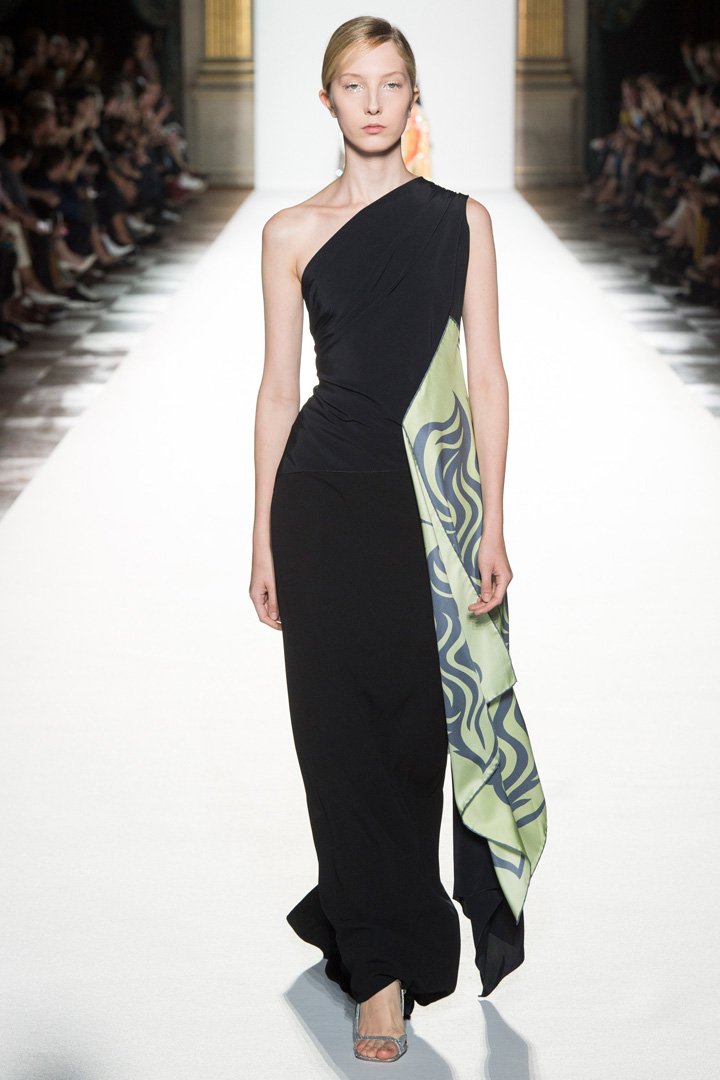 Dries Van Noten 2024巴黎时装周时装秀