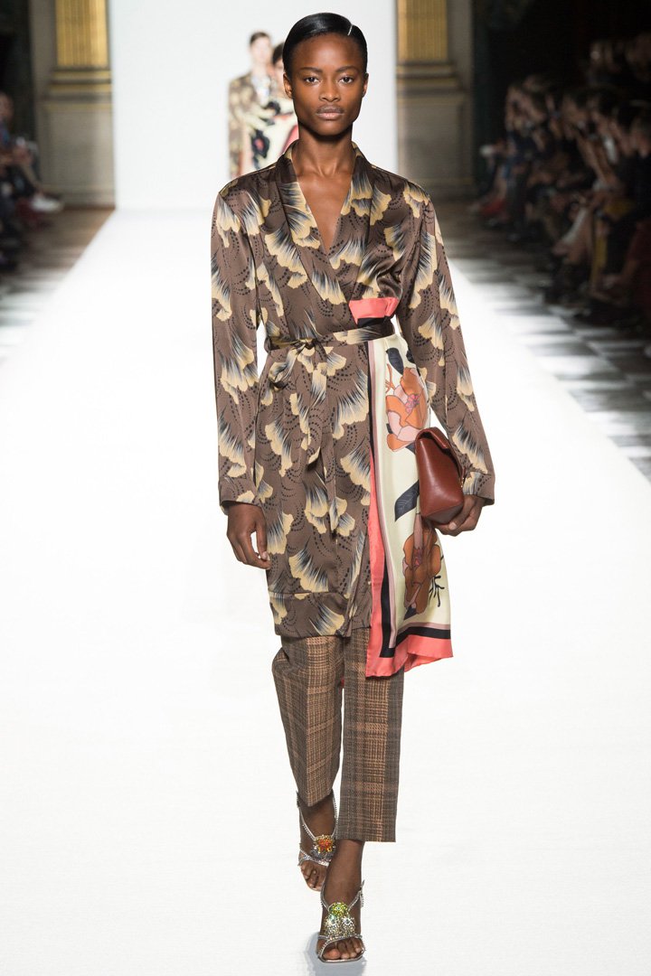 Dries Van Noten 2024巴黎时装周时装秀