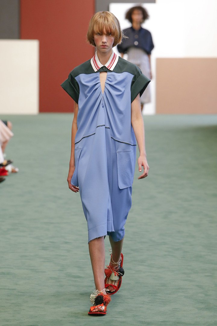 Carven（卡纷）2024巴黎时装周时装秀