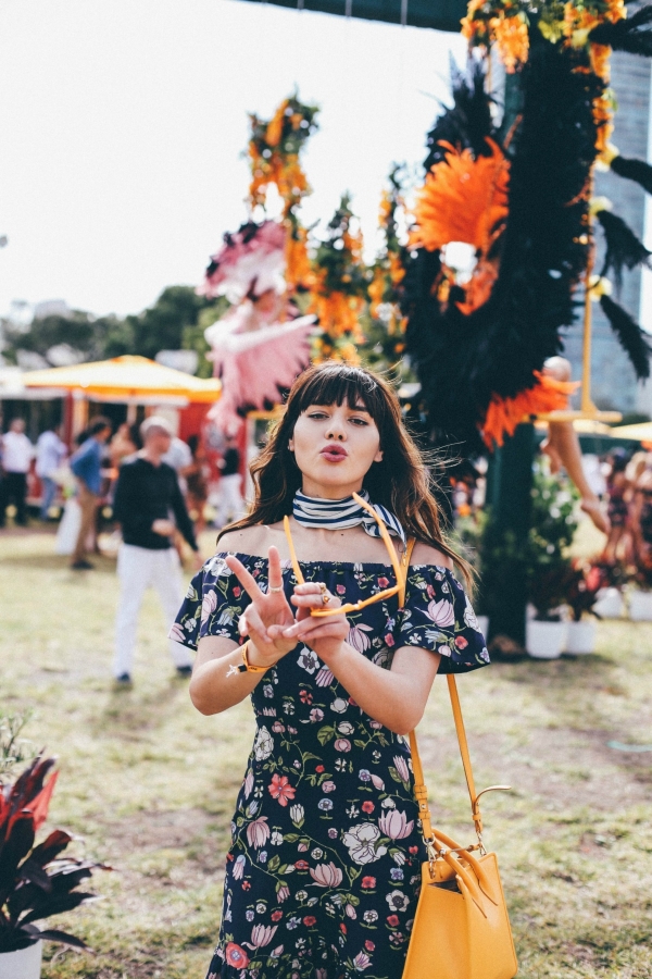 夏天要穿小碎花 拍照才能美美哒