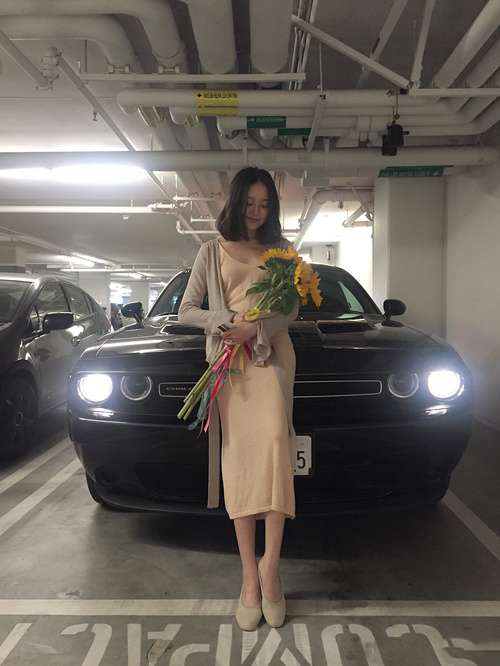 2025夏季服装流行色 你与女神就差一个“莫兰迪色系”