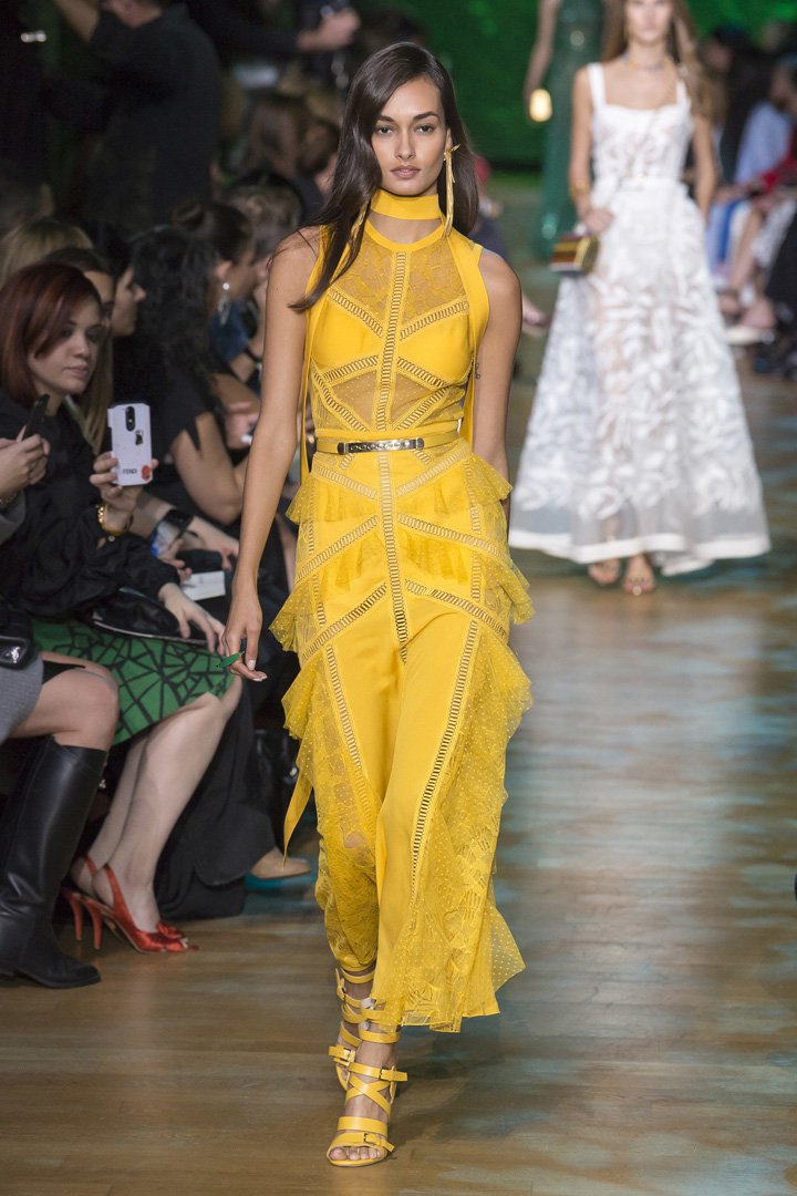 Elie Saab 2024巴黎时装周时装秀