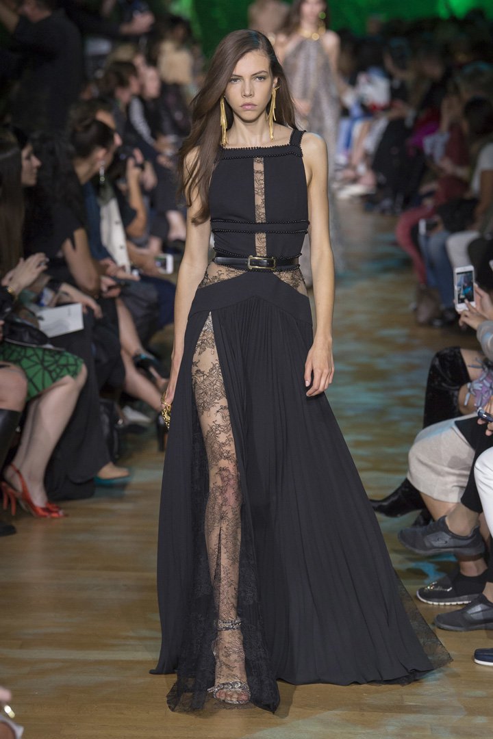 Elie Saab 2024巴黎时装周时装秀