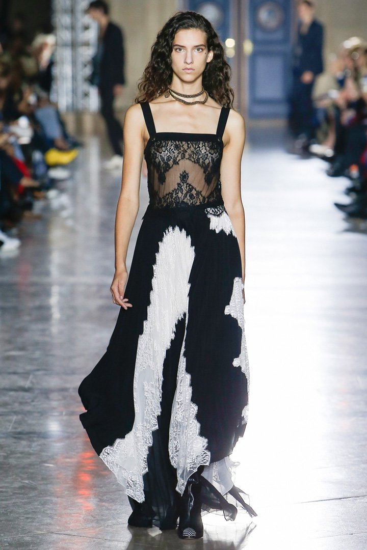 Givenchy（纪梵希）2024巴黎时装周时装秀