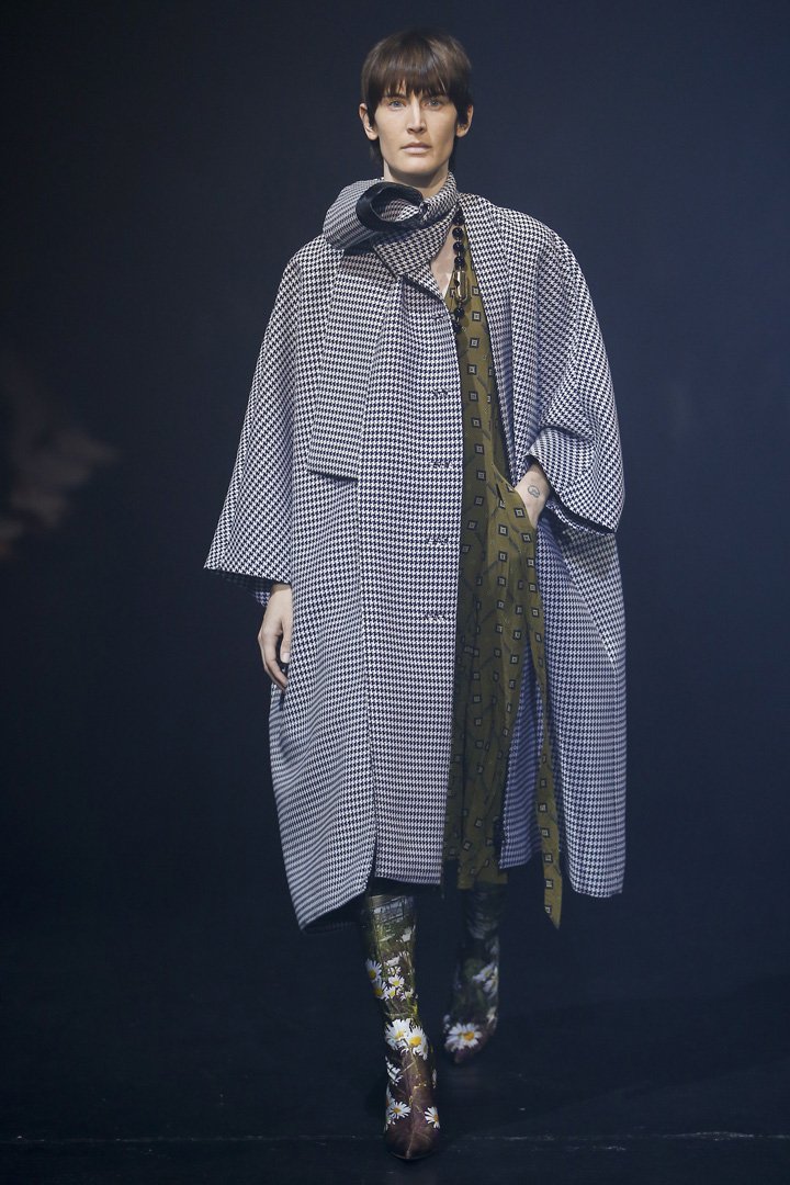 Balenciaga（巴黎世家）2024巴黎时装周时装秀