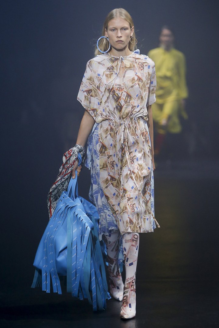 Balenciaga（巴黎世家）2024巴黎时装周时装秀