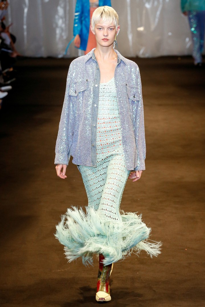 Acne Studios（艾克妮）2024巴黎时装周时装秀