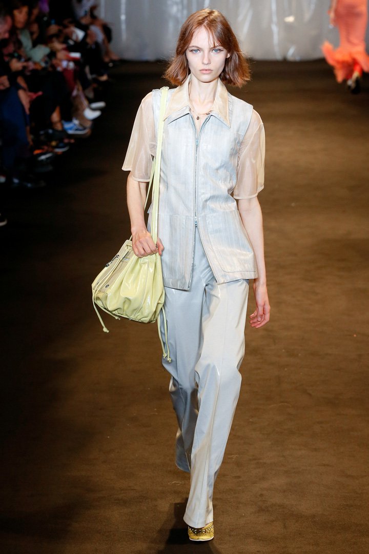 Acne Studios（艾克妮）2024巴黎时装周时装秀