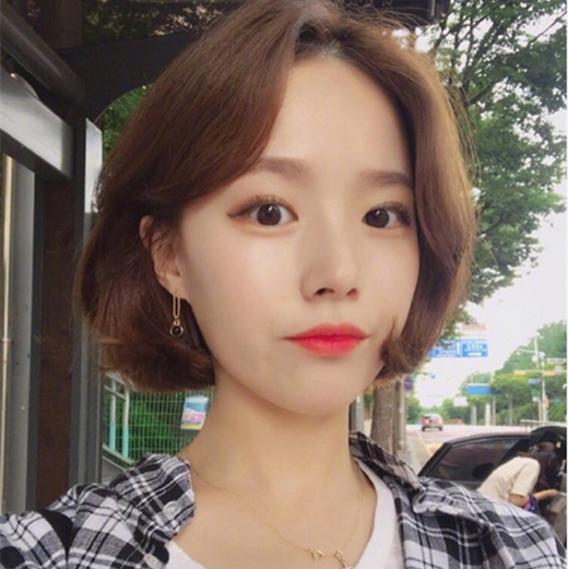 头发多适合什么短发 经典款短发po给you