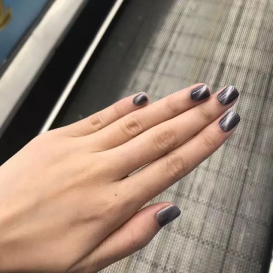 美甲图片2025新款式  掌握美甲界18年新潮流