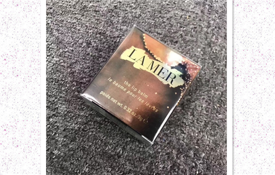 海蓝之谜润唇膏好用吗 唇膏界的爱马仕自然有过人之处
