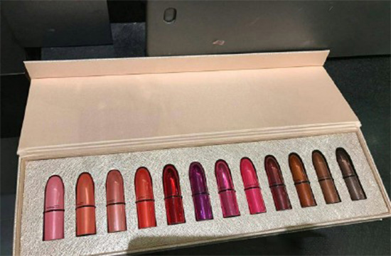 mac2025圣诞限量口红 blingbling的雪花系列