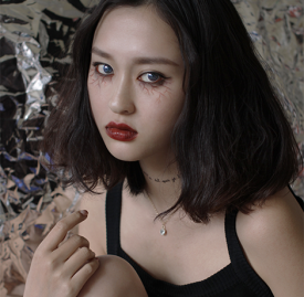 万圣节吸血鬼妆容教程 黑暗中那只吸血鬼