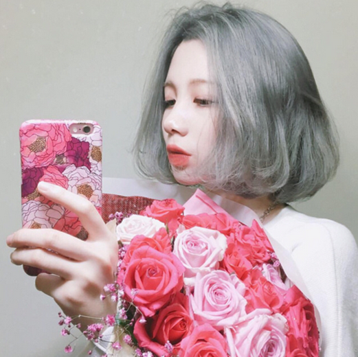 染发颜色2025女图片 时尚发色真显美范儿
