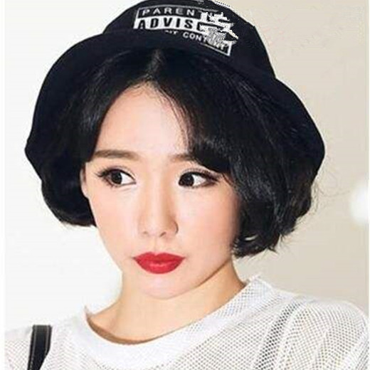 2025蘑菇头发型女图片 可爱蘑菇头真减龄