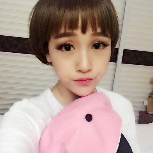 2025蘑菇头发型女图片 可爱蘑菇头真减龄