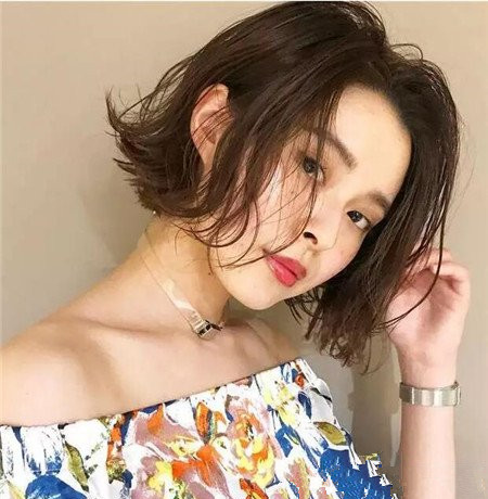 2025外翘发型 带你可爱到飞起