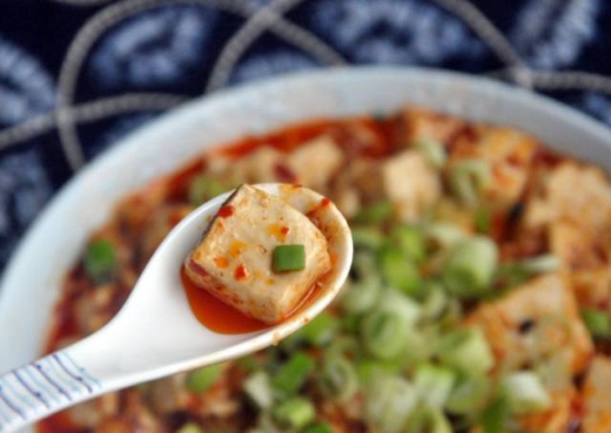 豆腐怎么烧好吃 超下饭的豆腐做法