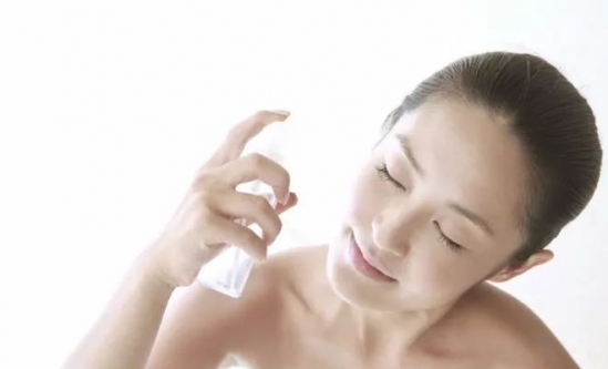 补水喷雾怎么用 补水喷雾有用吗