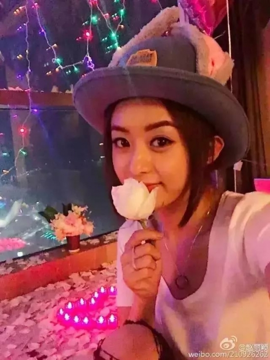 欧美式挑眉时代来临 学学明星们怎么画的吧