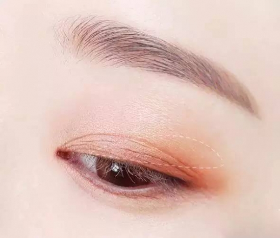 妆容教程 这两款妆容听说是2025最火热的喔