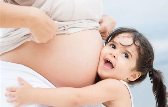 澳佳宝ve面霜孕妇可以用吗 孕妇还是谨慎使用为好