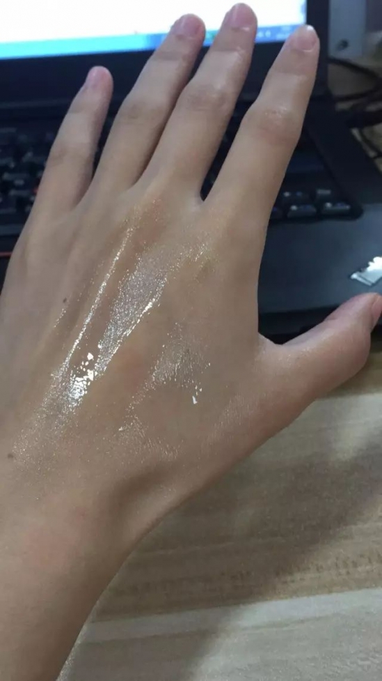 冬天补水用什么护肤品 这款补水神器最适合爱白嫩的你