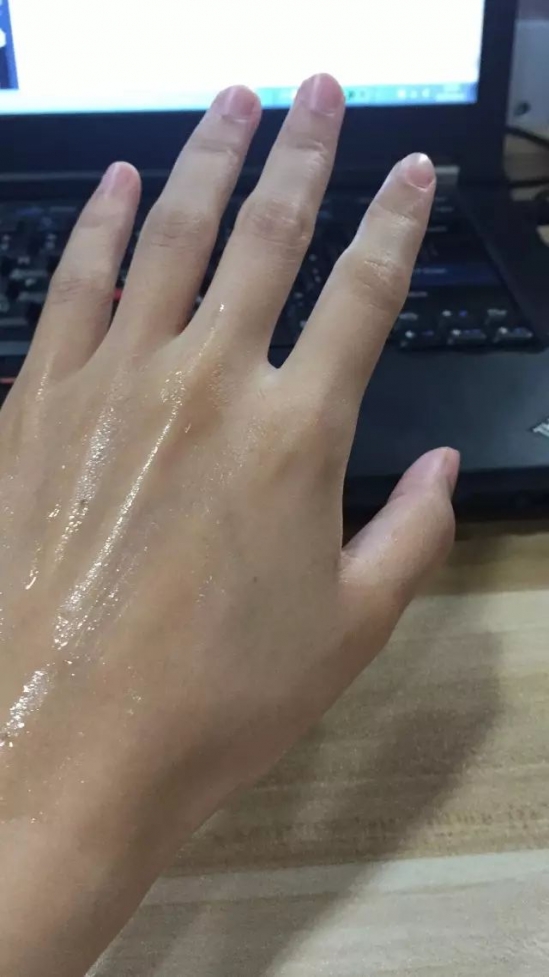 冬天补水用什么护肤品 这款补水神器最适合爱白嫩的你