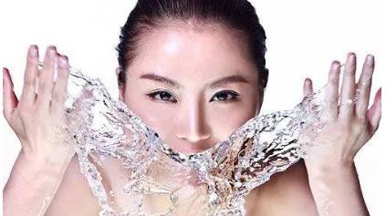 夜间美白护理正确步骤 四步轻松美白皮肤
