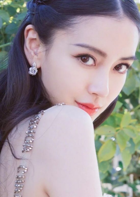 百搭不挑肤无花果妆  新手小白也能get