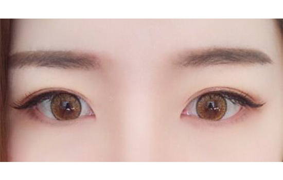 tf眼影试色04教程 温柔迷人小桃花