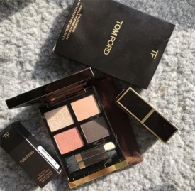 tomford20眼影画法教程 约会最佳蜜桃眼