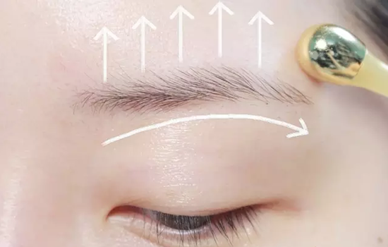 呼吸魔法眼霜怎么用 眼部肌肤更要温柔呵护