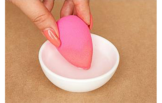 beauty blender怎么用 bb蛋的使用方法