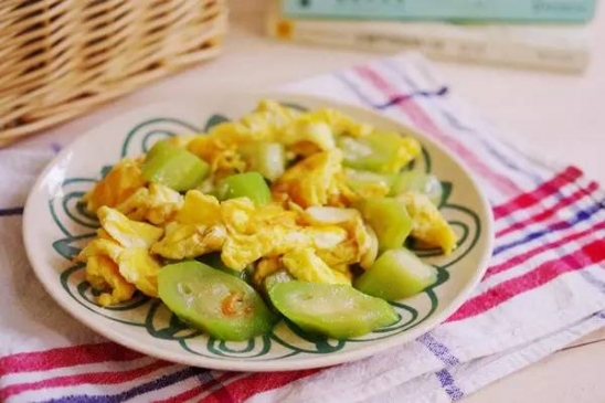 食物美容养颜配方  吃什么食物美容