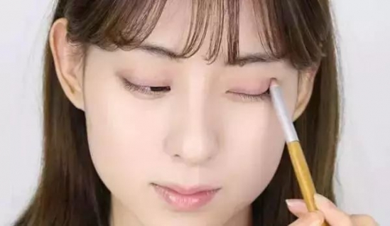 浓妆和淡妆的区别 你适合哪一款吗