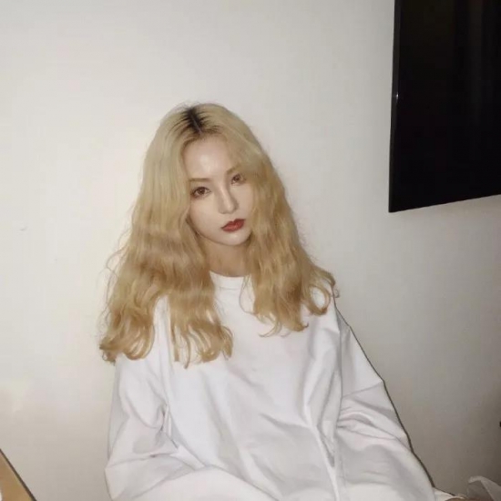 瘦脸发型图片 有了这些发型再也不用担心脸大了