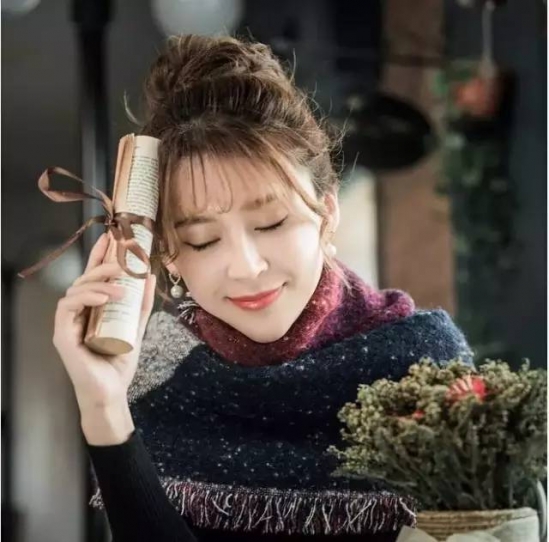 编发花苞头的扎法图解  三款花苞头编发教程图解