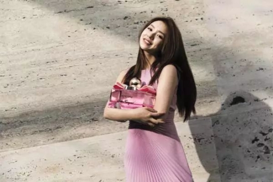 底妆需要哪些化妆品 想要一张美腻无瑕的高级脸蛋吗