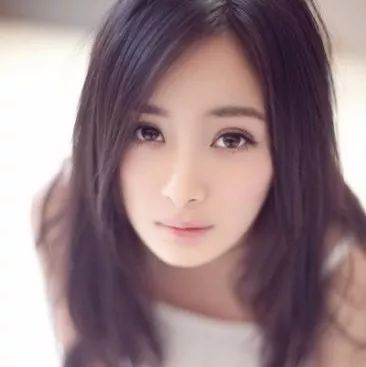2025秋冬流行妆容  这个秋冬最美“枫叶妆”你还没学会吗