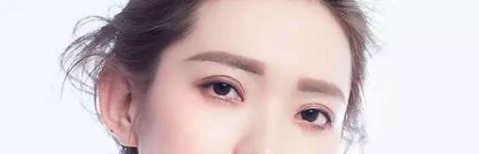 如何画眼妆 五个避免眼妆看起来很脏的技巧