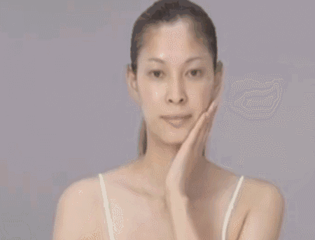 脸部按摩瘦脸法 坚持下去你也能拥有小V脸啦