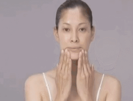 脸部按摩瘦脸法 坚持下去你也能拥有小V脸啦