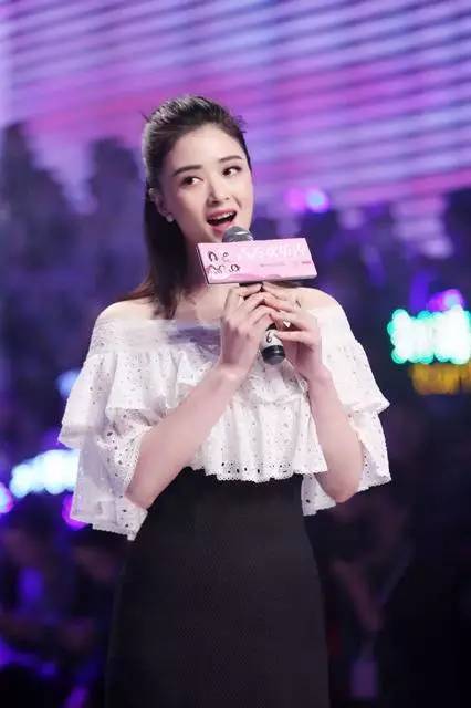 微胖的女生穿什么好看  这样穿，瘦到亲妈认不出！