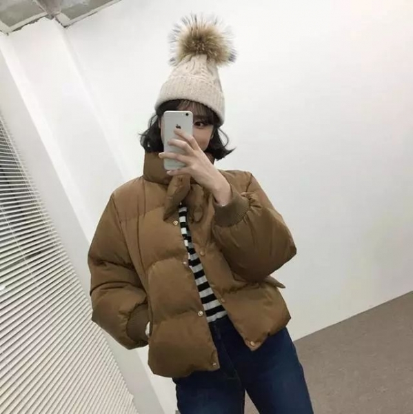 棉服如何搭配 必选今年大火的焦糖色棉服