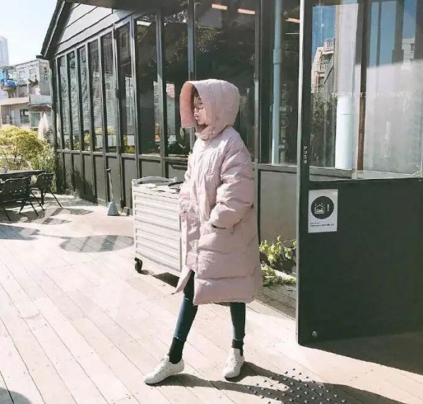 矮个子女生冬季穿衣搭配图 学生休闲风搭配